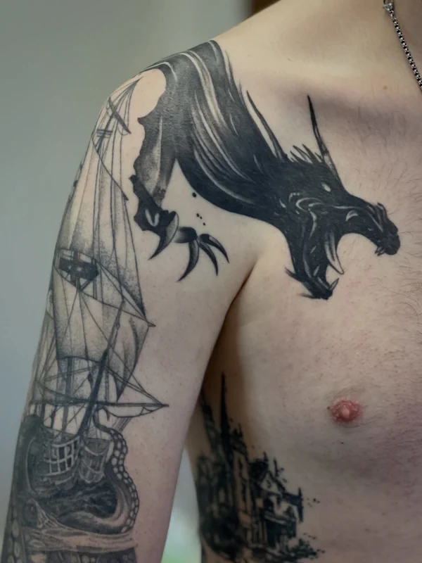 Abstract tattoo example by Sina Tattooer